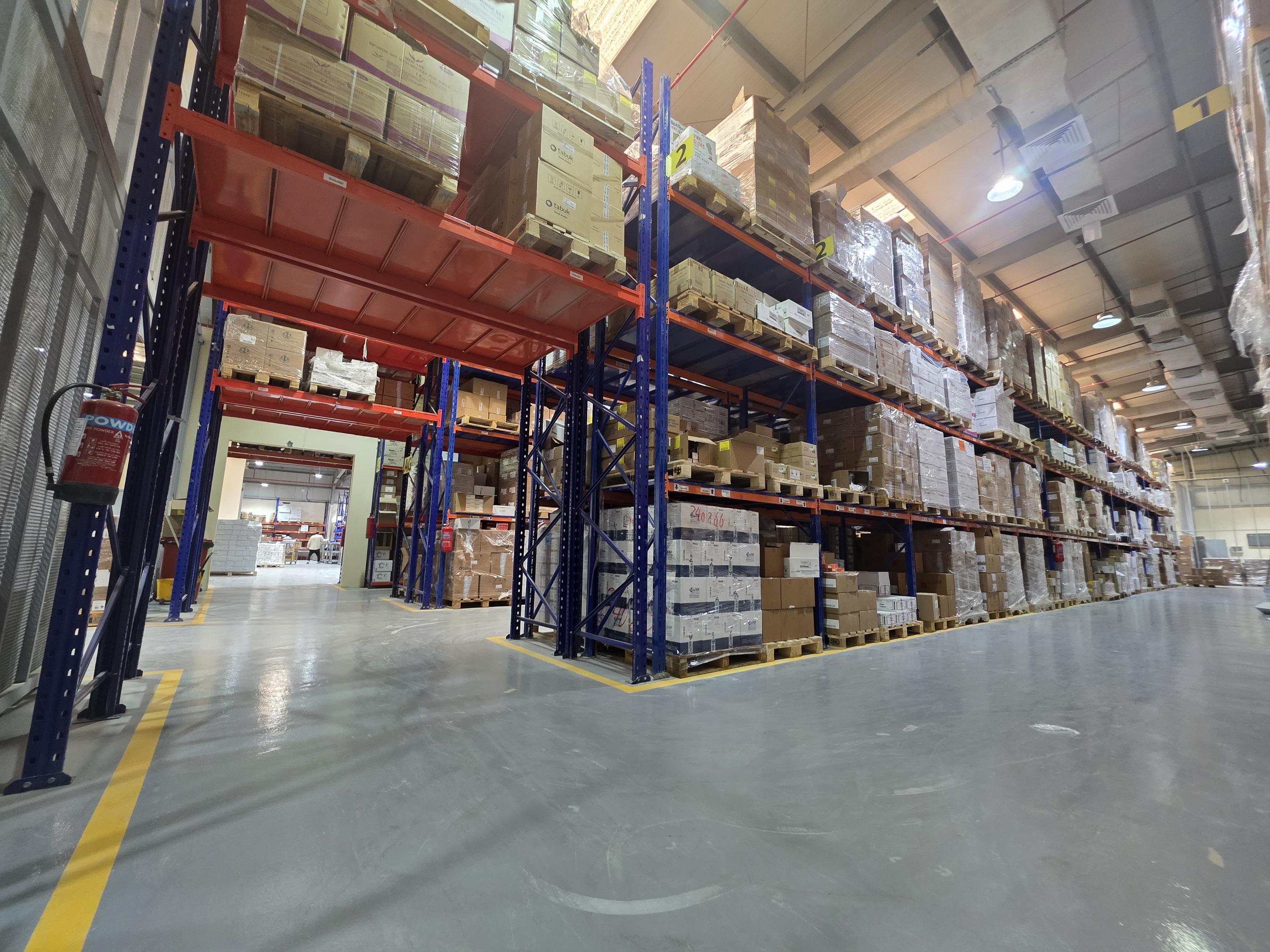 Distribution center operations